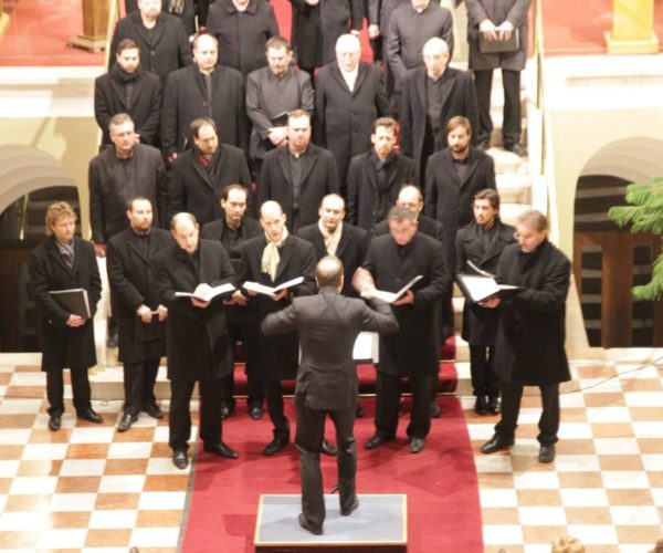 A honvéd férfikar adventi koncertje