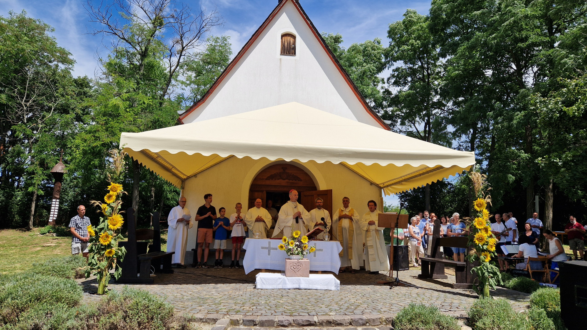 Hármas ünnep Óbudaváron