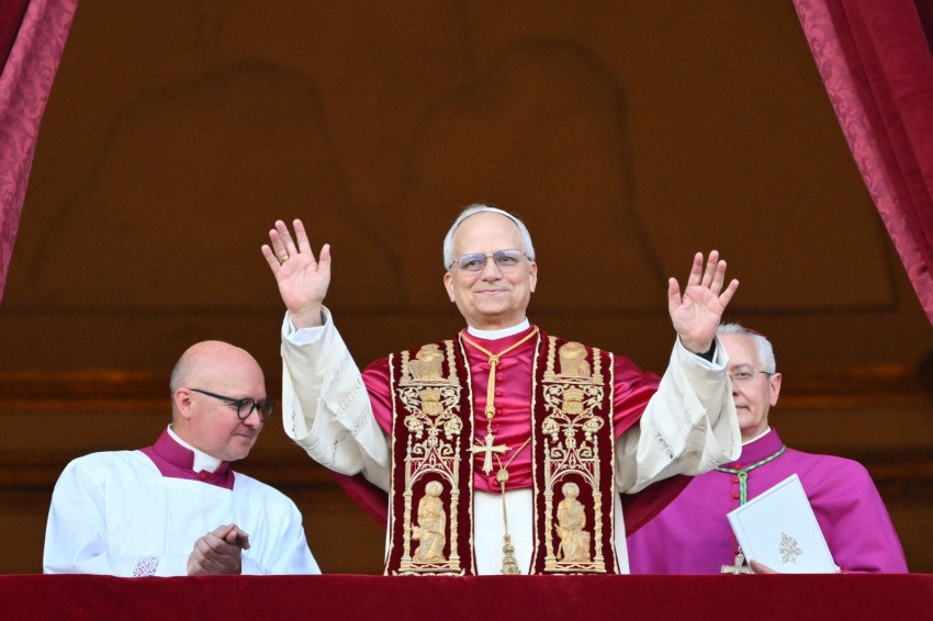 Habemus Papam! Róma 267. püspöke: Robert Francis Prevost bíboros