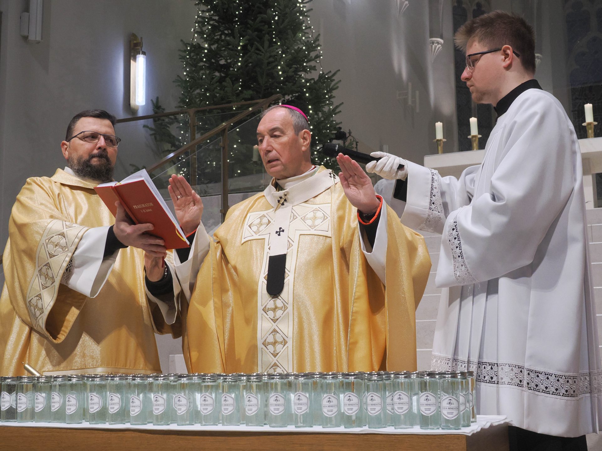 Vízkereszt ünnepe a Szent Mihály Főszékesegyházban – Krisztus világossága minden nép számára