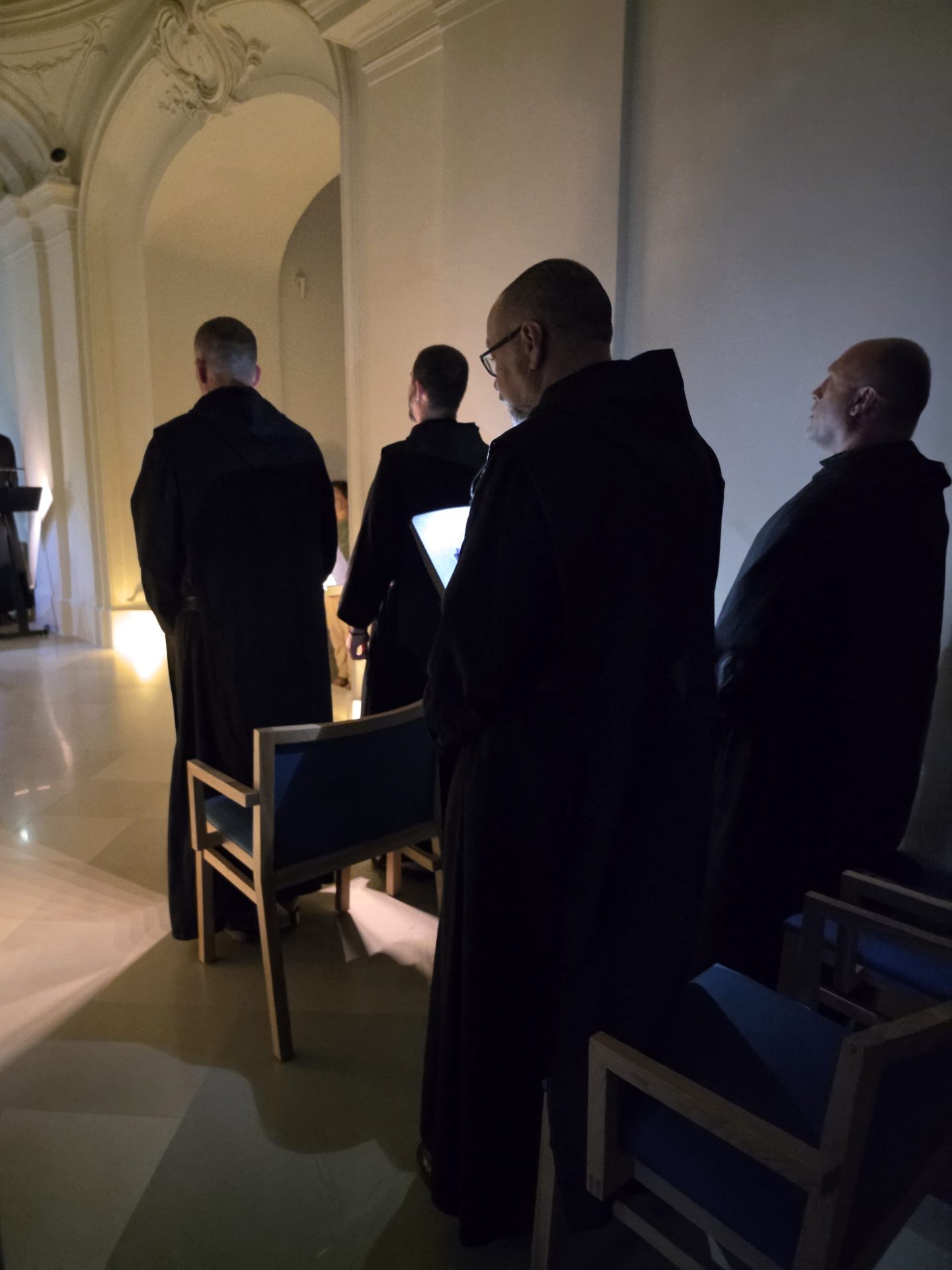 Közös kompletórium imádság a bakonybéli Szent Mauríciusz Monostor szerzeteseivel az Érseki Palotában