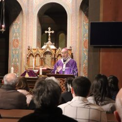 „Mutasd meg, hogyan formált a hit!” – a nagyböjti lelkigyakorlat ötödik alkalma Veszprémben