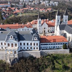Ünnepi hétvége a veszprémi várban